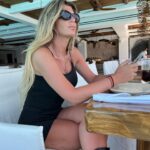 Mélanie Amar Instagram – Mʏᴋᴏɴᴏs .. 🇬🇷

#mykonos #cavotagoomykonos #holiday #vacation #lunch