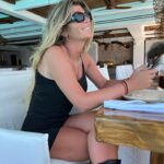 Mélanie Amar Instagram – Mʏᴋᴏɴᴏs .. 🇬🇷

#mykonos #cavotagoomykonos #holiday #vacation #lunch