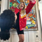 Mélanie Amar Instagram – Option Déterminée Activée ! 😈 
@prettylittlething 
#publicité