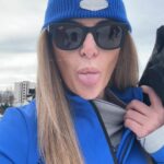 Mélanie Amar Instagram – En Hiver, Soit tu as chaud et tu es mal habillé, Soit tu as chaud et tu es stylé en @prettylittlething 😍⭐️

#gifting #prettylittlething