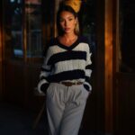 Mélanie Orlenko Instagram - Pull marinière: SHEIN Essnce Two Tone Cable Knit Drop Shoulder Sweater (11248498) . Pantalon beige: DAZY High Waist Plicated Detail Pants (14461491) . Avec mon code MELANIE3 profitez de -15% dès 29€ d'achat ou -20% des 69€ d'achat sur tout le site français ! Les French Days @sheinfrance_ c’est les meilleurs produits, les meilleurs choix #SHEINFrenchDays2023 jusqu'à -70 % de réduction ! . #SHEINFrenchDays2023 #saveinstyle #accessibleettendance #publicité