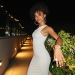 Mélanie Thomas Instagram – Through the night 🎇