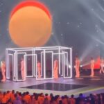 Mélanie Thomas Instagram - Thank you @nickelodeon.arabia for the invitation! We’ve presented an award and we got to perform two of @nowunited songs and i am so grateful that I got to perform AllNightLong for the show! 🩷 We also got slimedddd 🤪 #kidschoiceawards