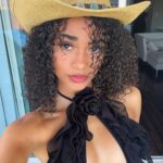 Mélanie Thomas Instagram – 1st Coachella was fun ✨🤠