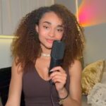 Mélanie Thomas Instagram – Monalisa acoustic and soft version – @lojaymusic @only1sarz @chrisbrownofficial
