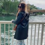 Mónica Ayos Instagram - "Never forget who you are Little star Never forget how to dream Butterfly🦋"🌷 @vickydoll22 @parquesyviajes #parquesyviajes