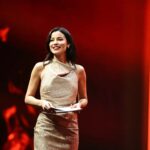 Müjde Uzman Instagram - Coca Cola İçecek 2024 İş Ortakları Buluşması Premium İçecek Kategorisi sunumunu bana emanet ettikleri için @cocacolaicecek ‘e çok teşekkürler. Bu ihtişamlı sahnede olmak benim için ayrıca heyecan vericiydi. #cci2024 #cocacolaiçecek @oksijen_events @eventpartners @salihaabaygurcay @rhpozitifmenajerlik @rahsanozkilicfelder Elbise: @begumbdh 📸: @burcingezen