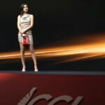 Müjde Uzman Instagram - Coca Cola İçecek 2024 İş Ortakları Buluşması Premium İçecek Kategorisi sunumunu bana emanet ettikleri için @cocacolaicecek ‘e çok teşekkürler. Bu ihtişamlı sahnede olmak benim için ayrıca heyecan vericiydi. #cci2024 #cocacolaiçecek @oksijen_events @eventpartners @salihaabaygurcay @rhpozitifmenajerlik @rahsanozkilicfelder Elbise: @begumbdh 📸: @burcingezen