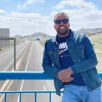 MOHAMED BASSOU Instagram – جائزة سنة 2023 لأكثر مضحك مغربي داز فتيشكة، شكرا أسعار  البنزيين🎁🎁🎁🎁