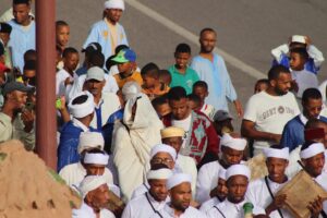 MOHAMED BASSOU Instagram - تيتي نلحنى أو ضريب الحنة من التقاليد العريقة بتامگروت🥰🥰🥰
Token by @mohammed_elfatihi