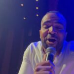 MOHAMED BASSOU Instagram – أخر عرض رمضاني شكرا جمهور العاصمة ابدعتم اكثر مني❤️❤️❤️🌸🌸🌸