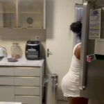Maíra Azevedo Instagram - A maternidade é um desafio…faça o que digo, sendo que às vezes, nem a mãe faz o que diz! #mae #maternidade Seu filho já te pegou fazendo algo que vc disse a ele para não fazer?