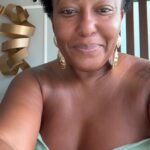Maíra Azevedo Instagram - Quem vai te querer? Escutei isso uma vez…e hj eu sei a resposta! Pense nisso…não se permita entrar em desespero #amorproprio