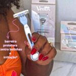 Maíra Azevedo Instagram - Como vocês sabem eu adoro tirar um tempinho de autocuidado, me olhar com carinho e celebrar o meu corpo. E na hora da depilação, eu conto com a linha Íntima de @gillettevenusbr que foi desenvolvida especialmente para nós mulheres! 🪒 A lâmina Íntima descartável faz uma depilação cuidadosa, deixando nossa pele lisinha tendo uma barreira protetora contra a irritação da depilação. Já a lâmina recarregável conta com uma tecnologia que cuida e protege a pele sensível da região íntima pós depilação. São os meus favoritos de Gillette Venus Íntima! Quais os seus? #publi