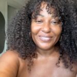 Maíra Azevedo Instagram - Coragem de ser quem eu sou…é a única alternativa q eu tenho para viver bem! E vc? Assume o desafio de ser quem é?