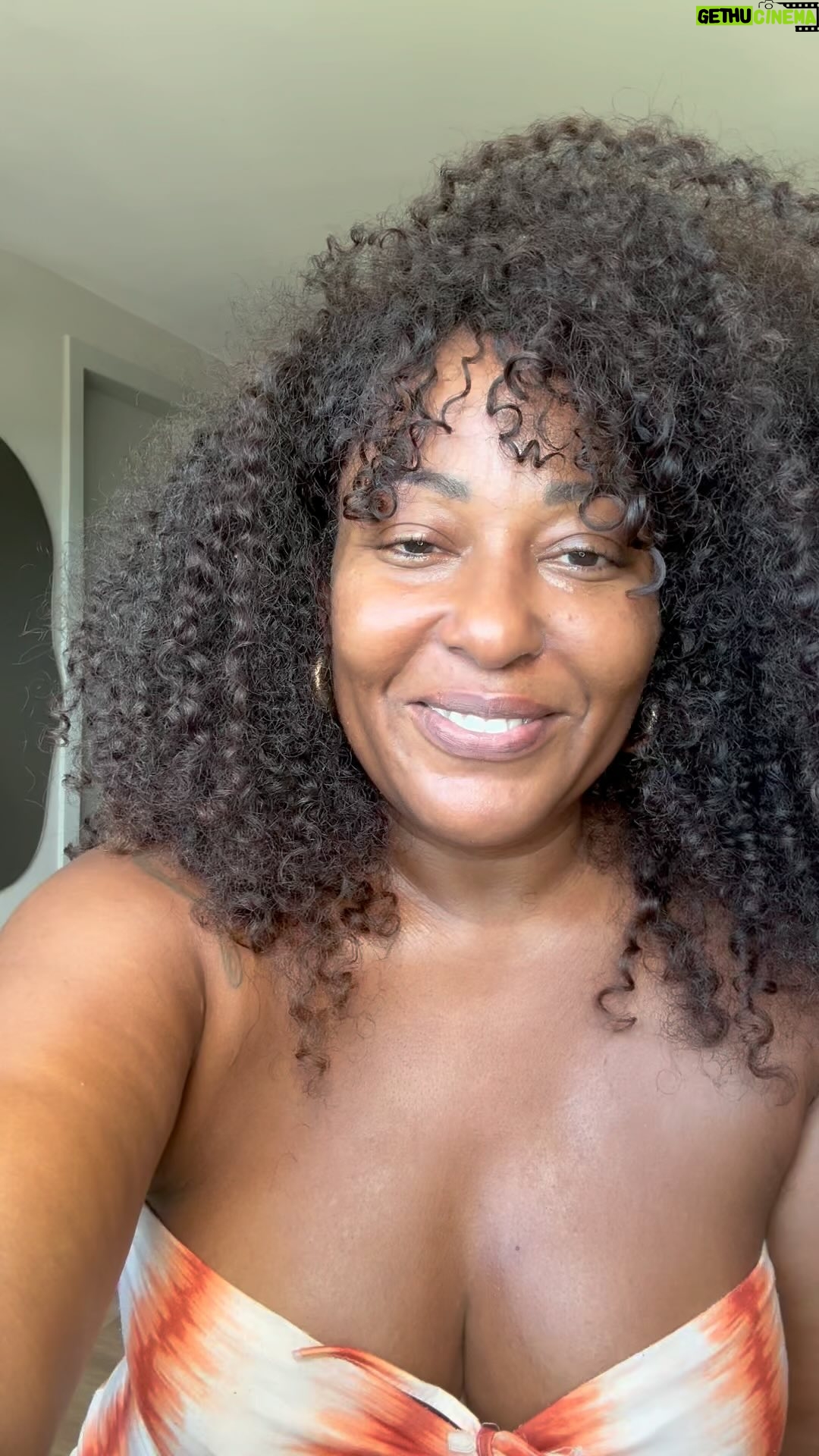 Maíra Azevedo Instagram - Coragem de ser quem eu sou…é a única alternativa q eu tenho para viver bem! E vc? Assume o desafio de ser quem é?