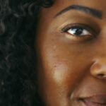 Maíra Azevedo Instagram - Uma parte de mim é calmaria, a outra é puro desespero… não se engane! Não idealize as pessoas, por trás de muitos sorrisos, tem também muitas lágrimas! Só eu sei o quanto choro por dores que nem sei explicar, por medos que não tem definição! Seguirei sorrindo…mas choro muito, e tenho o choro fácil…pq só eu sei quantas vezes tive que engoli o choro e seguir…poder demonstrar o que sinto e como me sinto é uma conquista!