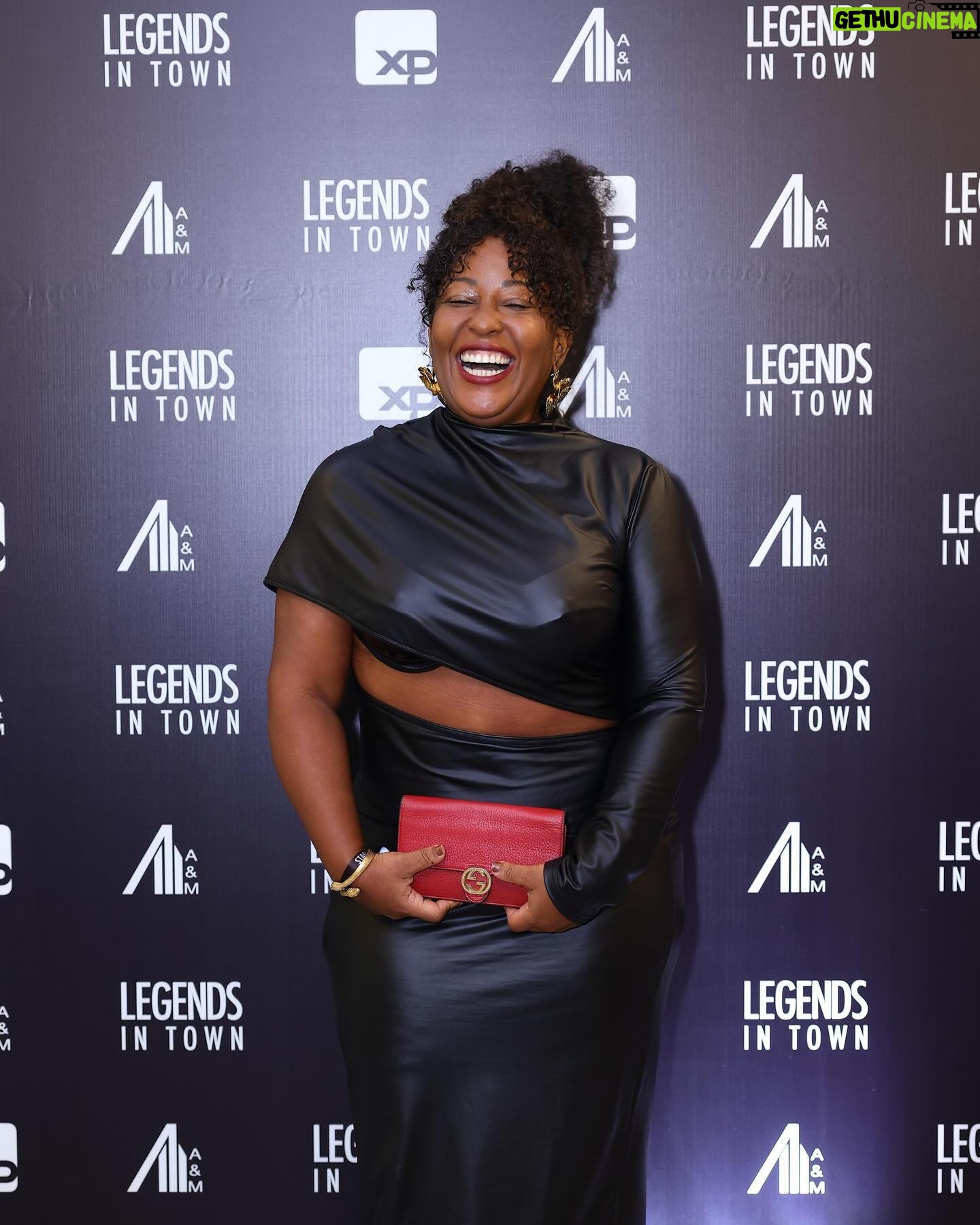 Maíra Azevedo Instagram - Dia memorável para prestigiar e acompanhar de perto o @legendsintownbr com @oprah. E nada mais especial do que estar com pessoas tão queridas.