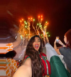 Maïssane Aghioul Instagram - JOUR DE FÊTE 🇨🇮 

Merci la Côte d’Ivoire pour votre accueil et votre gentillesse, je reviendrai pour sûr 🇨🇮🇨🇮

@tukki.katt @amani.story_