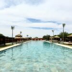 Maïssane Aghioul Instagram – Ana Marrakchia 🙂‍↕️ @thefarm_marrakech 

Tan by @s_and_vae