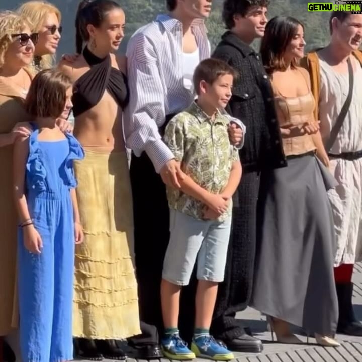 Macarena García Instagram - Inolvidable @sansebastianfes 💫 Con el mejor equipo del mundo. Muy muy afortunada.