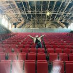 Macarena García Instagram - Hoy estrenamos en el @mataderomadrid Nuestros actos ocultos! Qué nervios! Qué emoción! Qué suerte de equipo. @lautaroperotti @santimarin @infocarmenmachi @juandiegovell os quiero 🩷 Gracias a todos por llenar el teatro!!