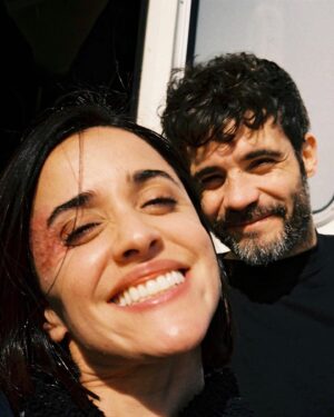 Macarena García Instagram - El jueves estará disponible el último capítulo de La mesías y yo tengo el corazón blandito. Qué suerte formar parte de esto! 
Gracias @soyambrossi y @javviercalvo por regalarme el personaje más apasionante jamás soñado. 
Por regalarme este viaje que me ha cambiado para siempre. 🫂
Y a los mejores compañeros que podía imaginar. @rogercasamajor @javierbeltran @amaia @carlalinares @infocarmenmachi @graciaolayo2017 y tantos..!!! Qué suerte la mía. ❤️