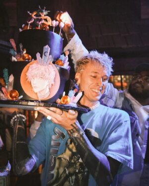 Machine Gun Kelly Instagram - genre: birthday 🙅🏼‍♂️🙅🏼‍♂️