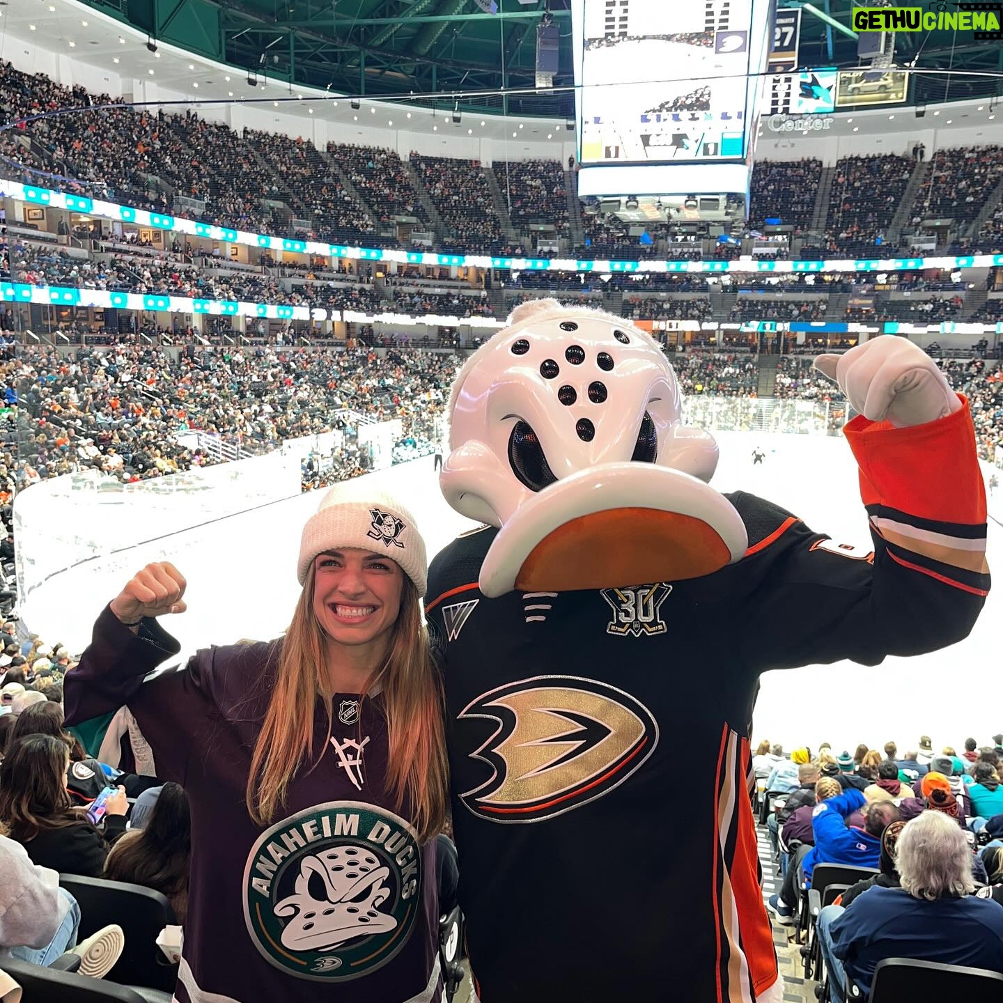 Mackenzie Dern Instagram - I’m super excited to announce I’m dropping puck at the Anaheim Ducks game next Sunday, March 24 in celebration of Women in Sports night! I’ll be joined by a star studded lineup for a pregame panel starting at 3pm and will be signing autographs during 1st intermission! Buy your tickets now to come cheer me on!!! @anaheimducks @ufc