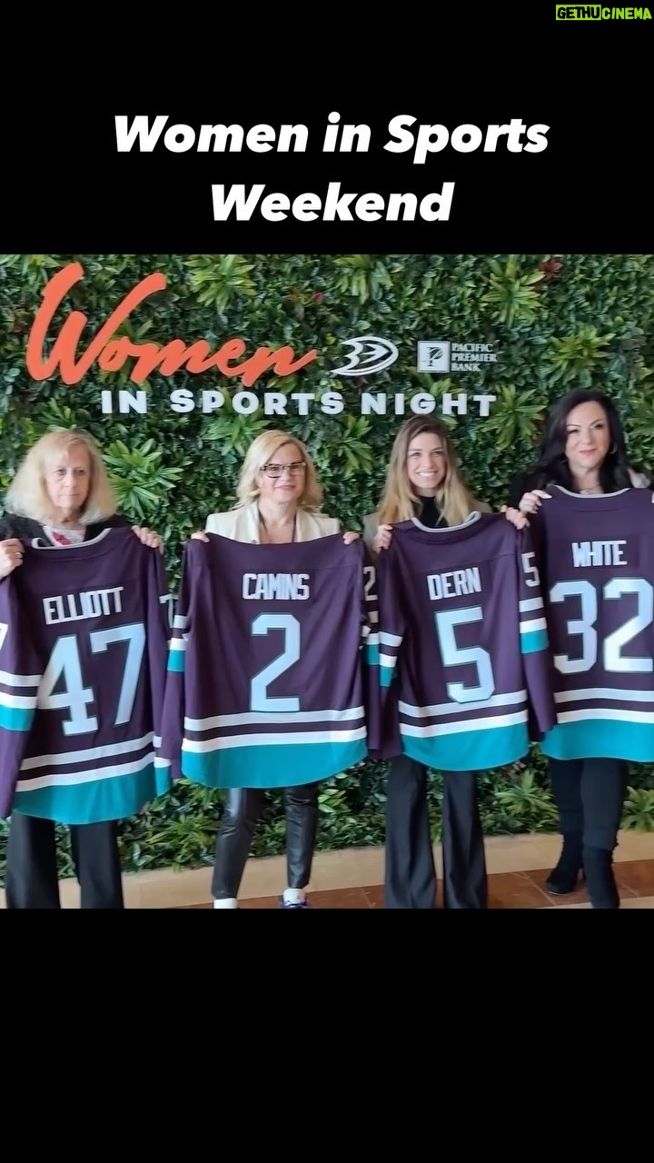 Mackenzie Dern Instagram - We were honored to host another incredible Women in Sports Weekend presented by @pacificpremierbank, a two-day celebration that featured influential female athletes, leaders and trailblazers inspiring the next generation in Orange County and beyond.