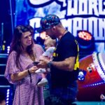 Mackenzie Dern Instagram - 🇺🇸 Happy Father’s Day Dad! Parabéns Pai! Que orgulho eu tenho de você, obrigada por me ensinar tanta coisa nessa vida, e por tudo que vc fez por mim! Te amo!