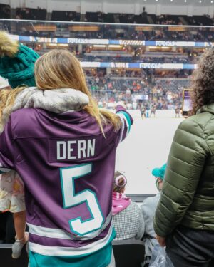 Mackenzie Dern Instagram - UFC fighter @mackenziedern is in the house! The #7 ranked strawweight in the world will fight right here at Honda Center at UFC 298 on Feb. 17 against Amanda Lemos.