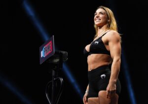 Mackenzie Dern Instagram - “Fear defeats more people than any other one thing in the world”
•
•
The results weren’t what I was hoping for! Thank you everyone for all the support! I love doing what I do! Now, it’s time to correct the mistakes and keep up the hard work! 💪🏼👊🏼 Congrats to @amandalemos_ufc for an amazing fight! FOTN for us! 🙏🏼
•
•
“O medo derrota mais pessoas do que qualquer outra coisa no mundo”

•

•

O resultado não foi o que eu queria, mas obrigada a todos por todo o apoio! Adoro fazer o que faço! Agora, é hora de corrigir os erros e continuar o trabalho duro! 💪🏼👊🏼 Parabéns a @amandalemos_ufc por uma luta incrível! Luta da noite para nós! 🙏🏼