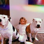 Mackenzie Dern Instagram - 11 year olds & a 3 year old! Grateful for one more year of them taking care of their little sister! The Pack - 2023 😊🐶😍 • • • 2 doguinhos de 11 anos e uma criança de 3 anos! Gratidão por mais um ano deles cuidando da irmãzinha! Família - 2023 😊🐶😍