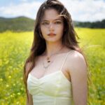 Mackenzie Foy Instagram –