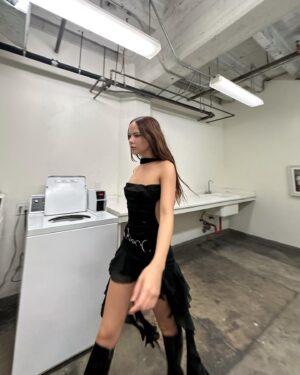 Maddy Crum Instagram - My bite stings 🦂 @jadedldn