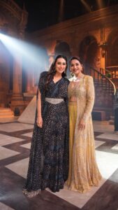 Madhuri Dixit Instagram - Such a special weekend with my absolute favourite MD ji and the super suave Sunil Anna 💃🏻🕺🏻🎉💙✨ Let’s Chak Dhoom Dhoom ! Here’s to making more memorable moments together 🤗 #DanceDewane @colorstv