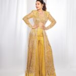 Madhuri Dixit Instagram – Bringing my own ray of sunshine ☀️🌷 

#monday #mondaymood #dancedeewane #photooftheday #photoshoot