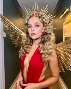 Madison Iseman Instagram - Happy November 1st 🧚‍♀️✨ here’s your reminder that Halloween can last all year long if you want it too 👻 #heidiklumhalloween #heidiklumhalloween2023