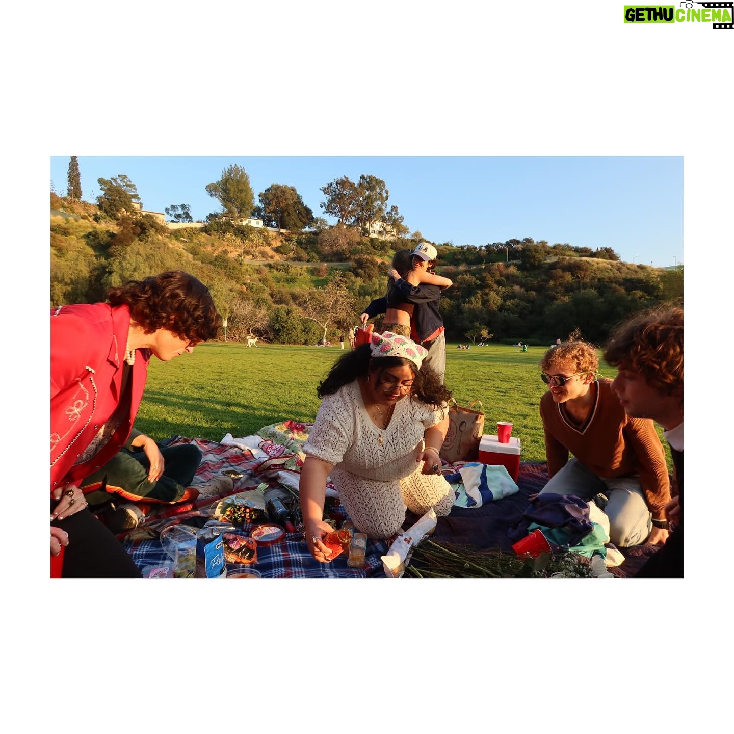 Madison Iseman Instagram - My heart is so full, I don’t think I could love these humans more, thank you all for the birthday wishes, sending love right back to every single one of you ✨🤍🧚🔥
