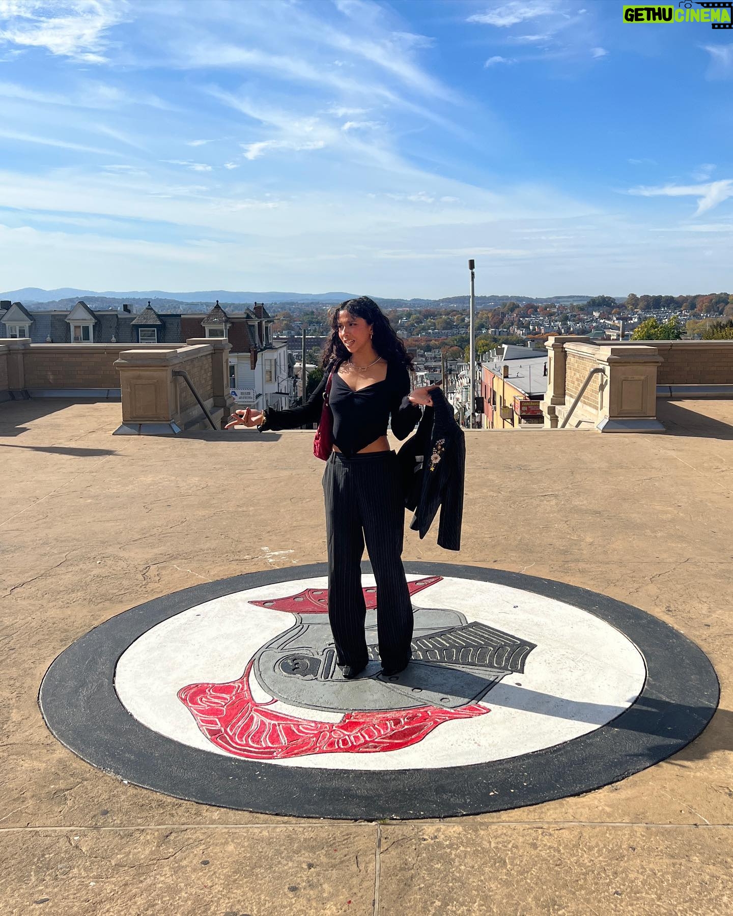 Madison Reyes Instagram - Feeling like I’m on top of the world 🩷