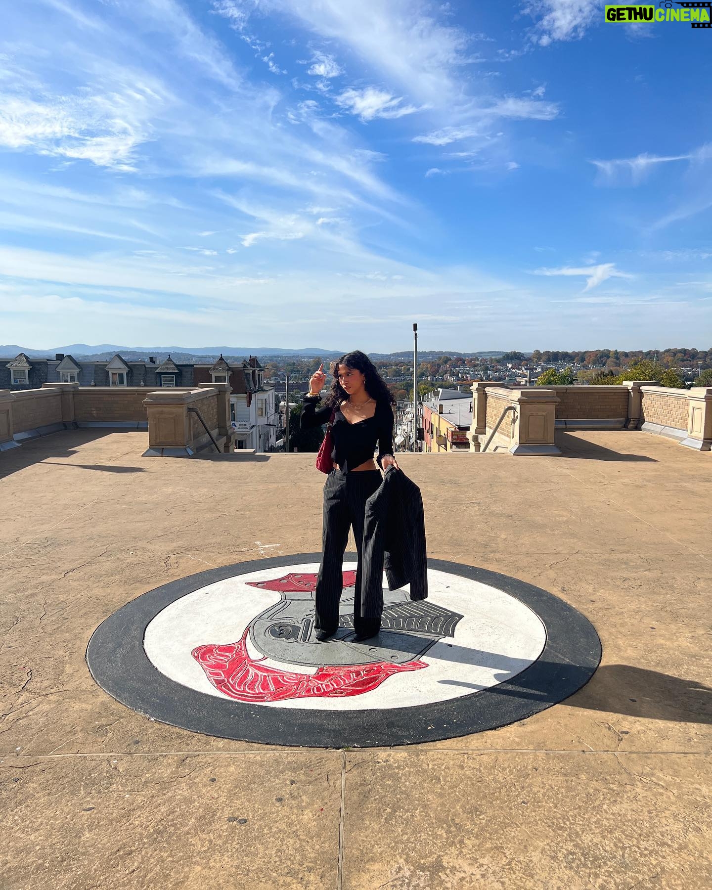 Madison Reyes Instagram - Feeling like I’m on top of the world 🩷