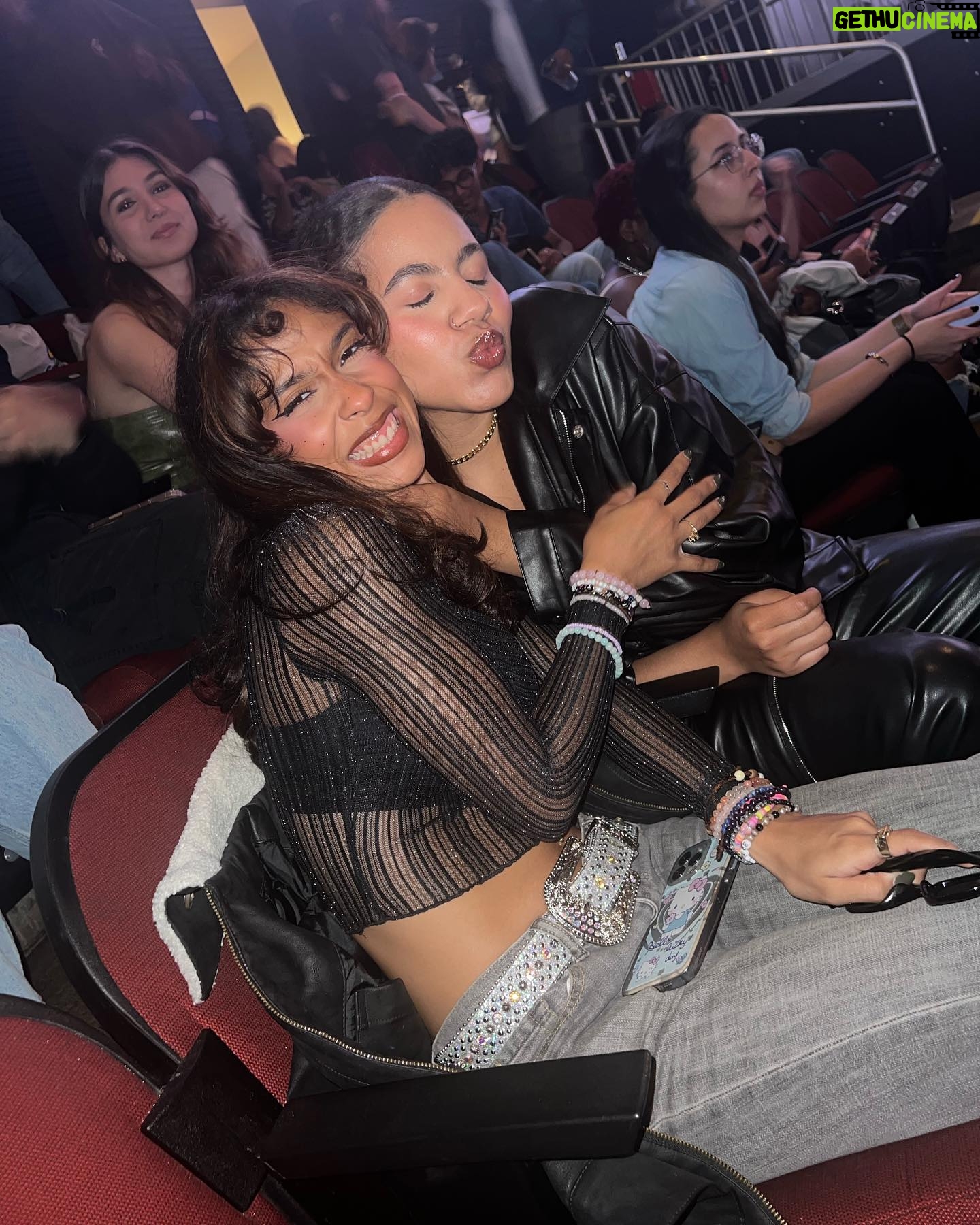 Madison Reyes Instagram - Got to see my girl SZA with my girl @amayuhh_ another one for the books go to concerts for good skin
