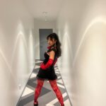 Madison Reyes Instagram - C’est bon 🥀 Day 1 outfit