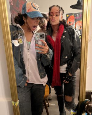 Madison Reyes Instagram - Guess who else I was for Halloween 🙇🏽‍♀️

P.S my little sister Megan made my hat !