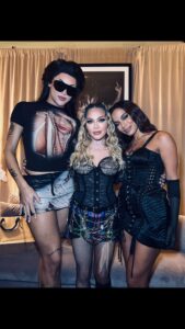 Madonna Instagram - This really happened……….Thank you Rio 🇧🇷💛 ………. Thank you @pabllovittar and @anitta ……………Words cannot express my gratitude! To everyone involved!! 🇧🇷💛🇧🇷💚