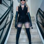 Madonna Instagram - It’s so Hot in Mexico……… 🇲🇽🔥🇲🇽🔥🇲🇽 @el_guerra @reeditionmag issue on sale April 26th
