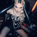 Madonna Instagram - Safada is coming to Rio 🇧🇷💛🇧🇷💛
