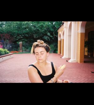 Mae Whitman Instagram - stuffings