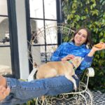Mae Whitman Instagram - 👣 😮 🐕 💤